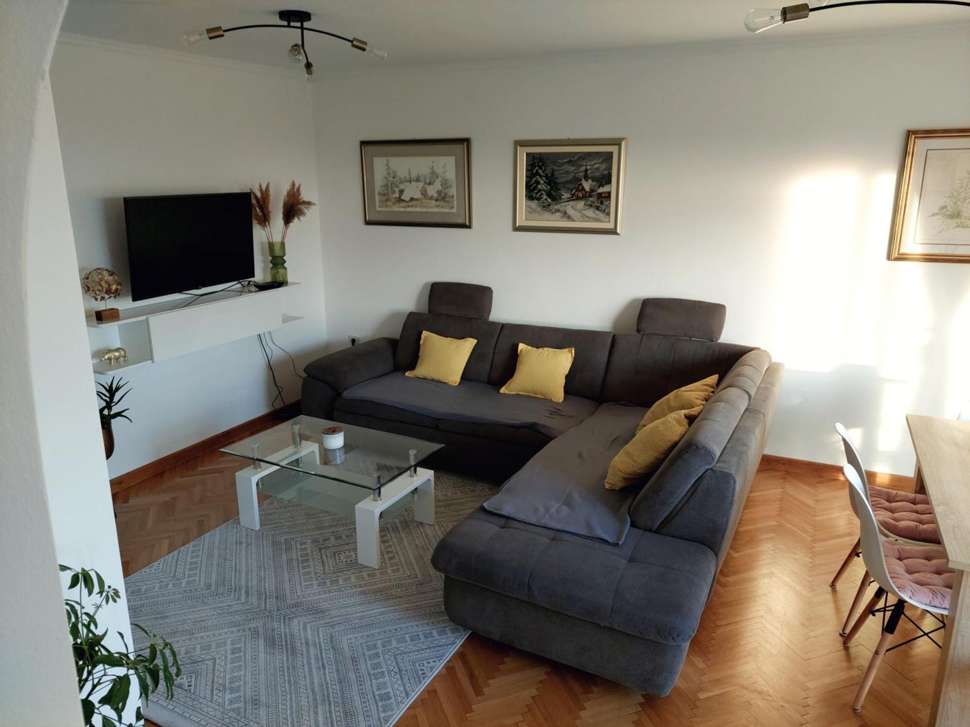 Apartman Masha Карловац Экстерьер фото
